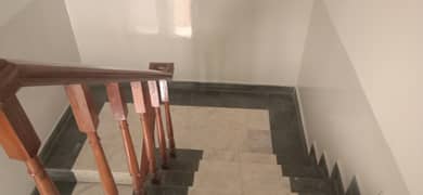 1 KANAL UPPER PORTION FOR RENT IN DHA PHASE 3 X BLOCK