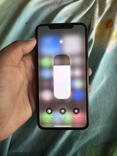 iPhone xsmax 256 gb factory unlock non pta