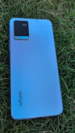 vivo y33s with box