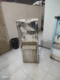 water dispenser