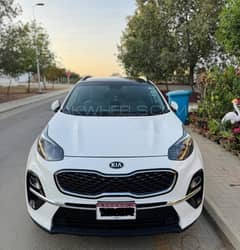 Sportage fwd 2021  White  Btb