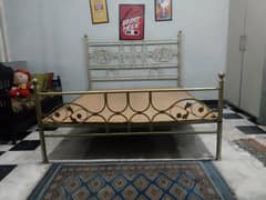 wrought iron bed