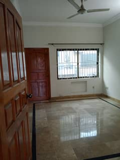 G 11/1 up portion for Rent marble flooring Size 25/60 newly 2 bed 3 bath family beaclar