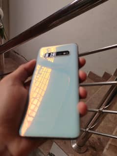 Samsung s10