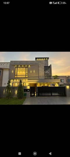 10 MARLA BRAND NEW LUXURY HOUSE FOR SALE