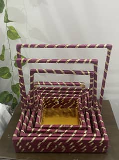 maroon wooden basket set