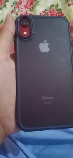 IPHONE XR THORA SA SCREEN SE TOTA HOWA HAI BAKI 10/10 HAI 4 64 HAI NON