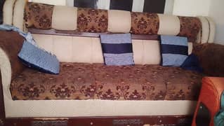 urgently sale 1- 3seater &  1- single sofa