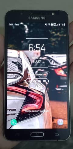 Samsung J7 For sale.