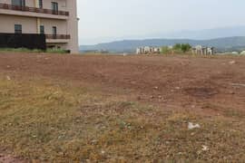 Build Your Future! 10 Marla Front Open Plot with Possession