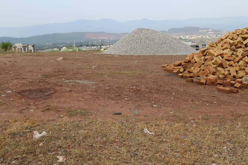 Build Your Future! 10 Marla Front Open Plot with Possession 4