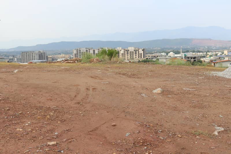 Build Your Future! 10 Marla Front Open Plot with Possession 7
