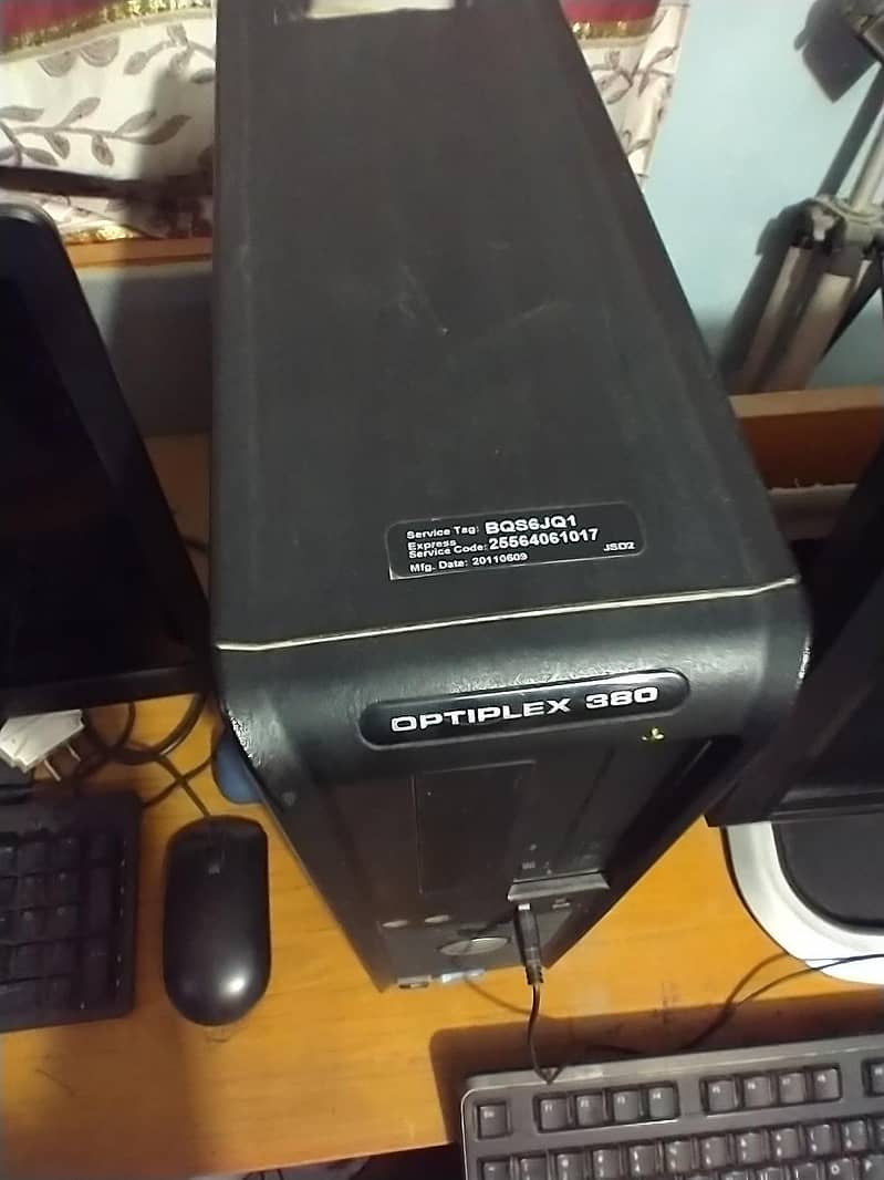 Dell Cor to do Complete Computer set 1