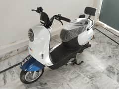Electric scooty