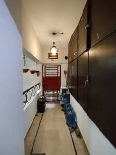 Flat for Sale Alpine Tower, Block 10, Gulistan-e-Johar Size: 1700 Sq. Feet