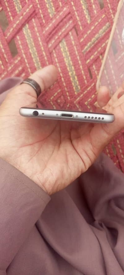 iphone 5s non pta 16GB battery health 87%