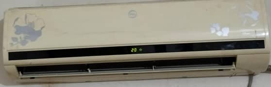 1.5 ton AC Full Chill Working