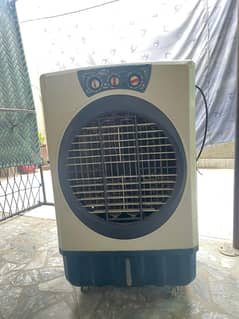 DC room cooler