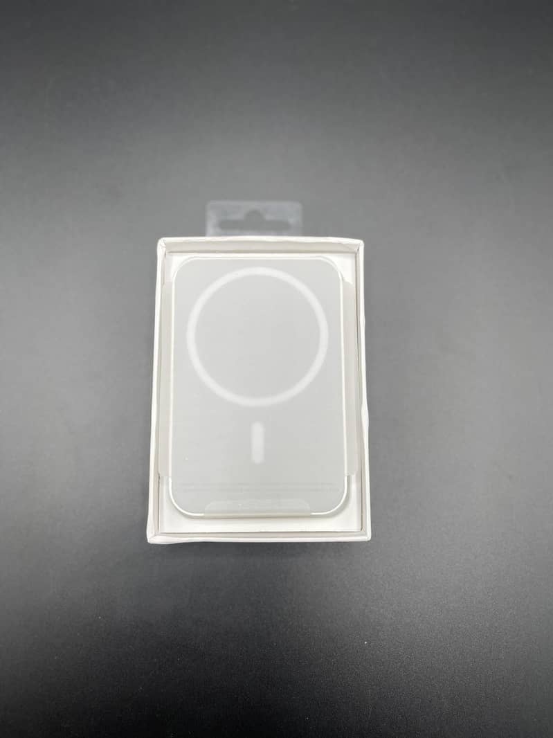 Magsafe - Wireless 10000mah Powerbank - Comp both Android and ios 1