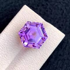Rare hexagonal cut 100% natural orignal Amethyst gem top quality stone