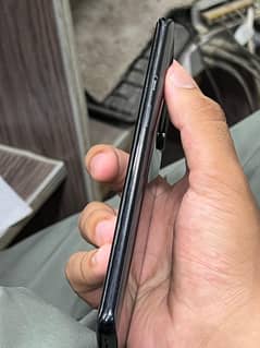 Oneplus 8pro 8/128  CP idi peach 10/condition bilkul saaf phone hai