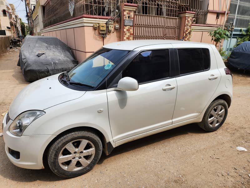 Suzuki Swift dlx 1.3 automatic navigation 3