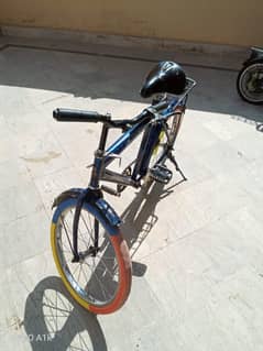 sohrab bicycle blue colour 10 by 6 condition