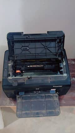 Hp laser jet P1102e