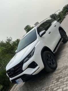 Fortuner 2.7G total genuine