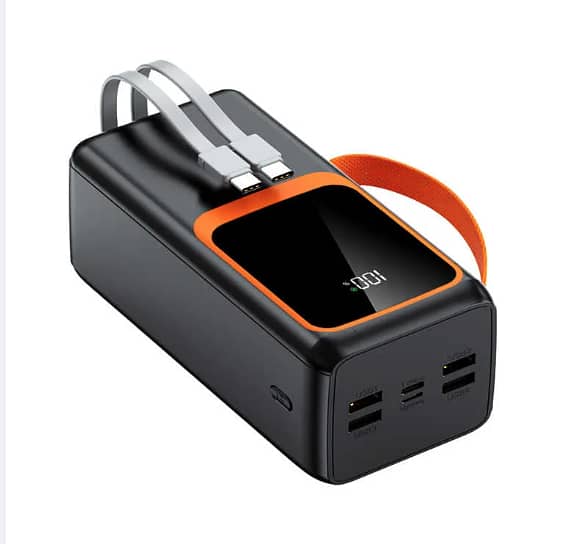 30000mAh Powerbank with 22.5W Fast Charging and Digital Display - Compatible with Android, iPhone, iPad