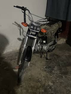 Uniqe Bike 2013 model new condition