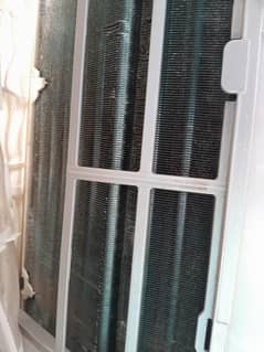 gree 1.5 ton non inverter for sell