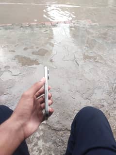 iPhone 15 pro jv with box 128gb