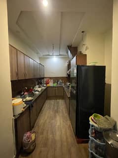 10 MARLA GHAR LIKE NEW