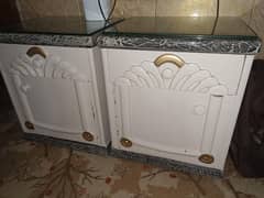 bed king/dressing table/side table/show cases