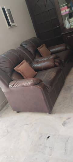 5 seater sofa set with table and seater
