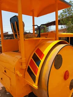 Road roller