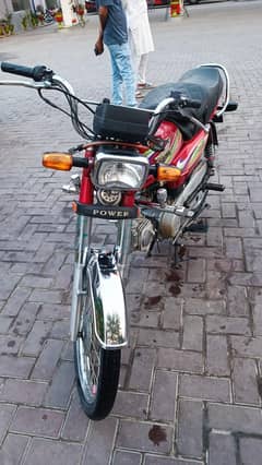 power bike ha 10/10 hai condition