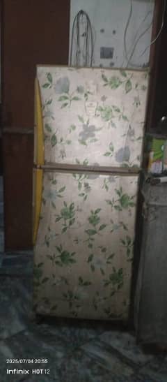 Fridge For sal