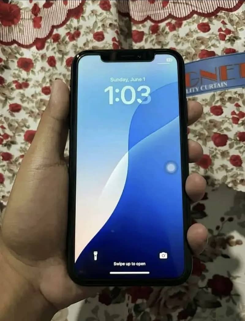 iPhone XR non pta 10/10 condition 0