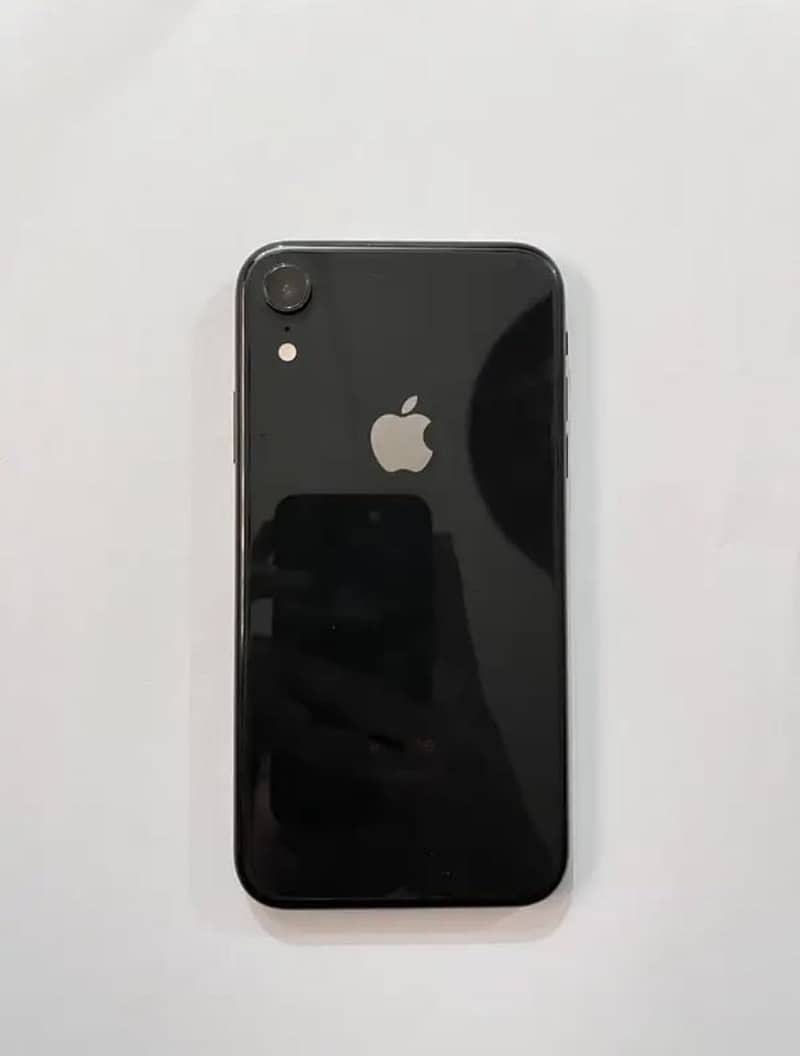 iPhone XR non pta 10/10 condition 2
