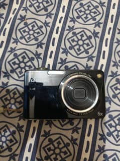 Samsung DualView TL205 12.2MP Digital Camera - Black