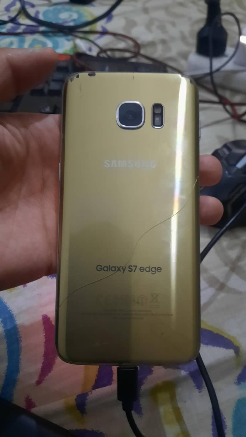 samsung s 7 edge  boot loop issued 1