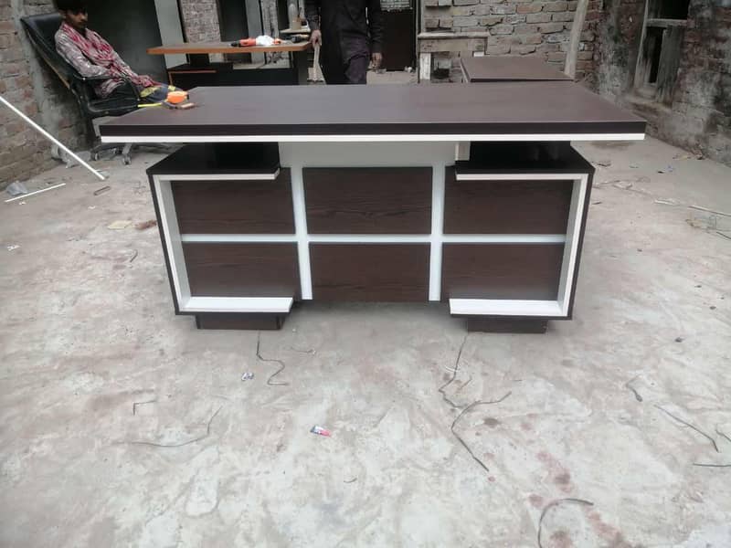 office tables /computer tables 9