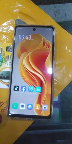 Infinix hot 40  256gb