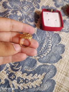 gold ring 4 gram sa thori SI Kam ha 21 carried  03185702638