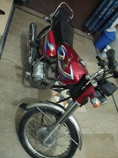totally genuine 16000 km Chala hua hai good condition Van hand use