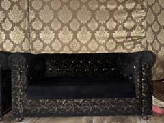 Luxurious Sofa Set for Sale