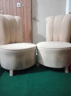 2 Sofa Chairs for sale in Cheap price