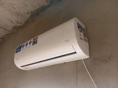 dawlence inverter ac 1 ton (my whats up nmbr 03057782346